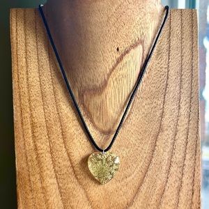 Floral heart pendant necklace / nature jewelry